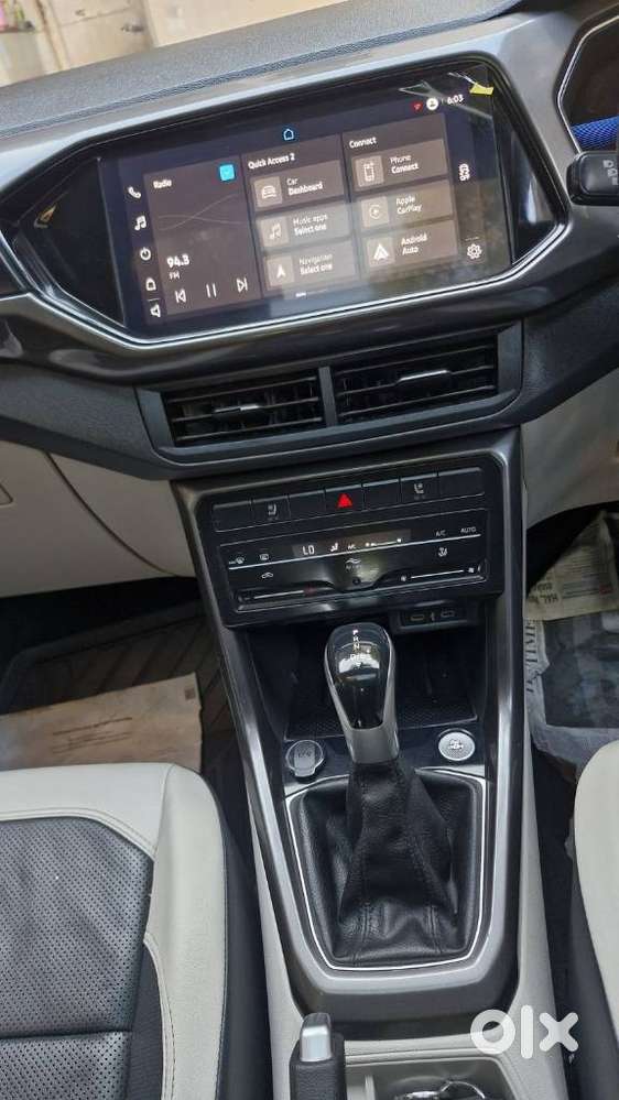 Volkswagen Taigun 1.0 Tsi Topline At, 2022, Petrol