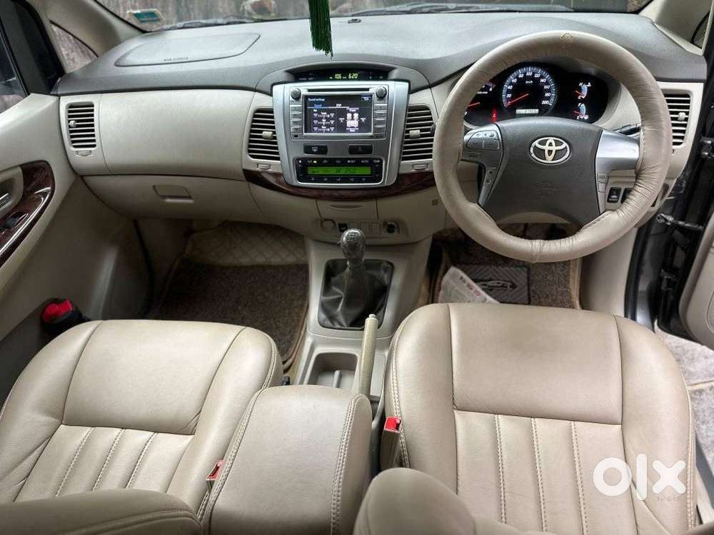 Toyota Innova 2.5 V 7 Str, 2014, Diesel
