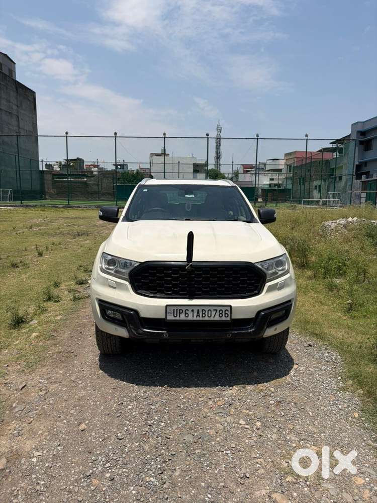 Ford Endeavour 3.2 Titanium At 4x4, 2016, Diesel