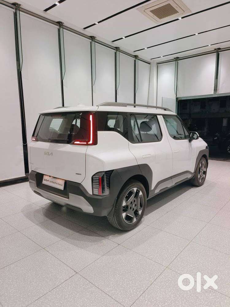 Kia Syros Htx Plus Turbo Dct, 2025, Petrol