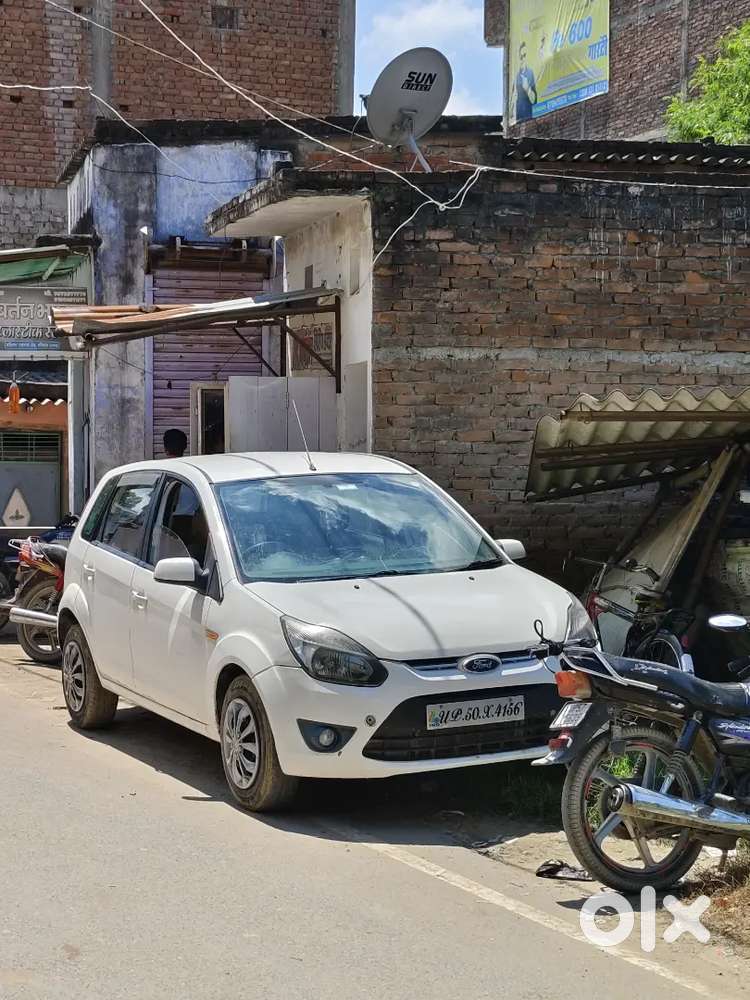 Ford Figo Petrol 2011