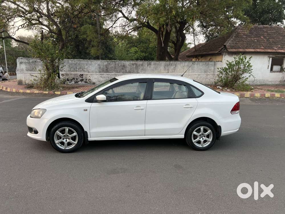 Volkswagen Vento 2010-2013 Petrol Highline At, 2012, Petrol
