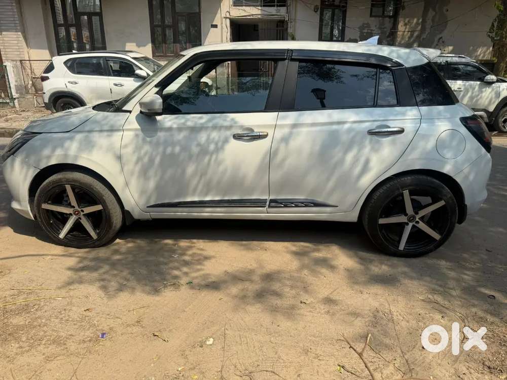 Maruti Suzuki Swift 2024 Petrol Well Maintained