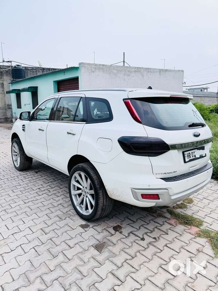 Ford Endeavour 2.2 Titanium At 4x2, 2019, Diesel