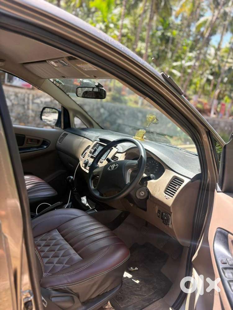 Toyota Innova 2015 August