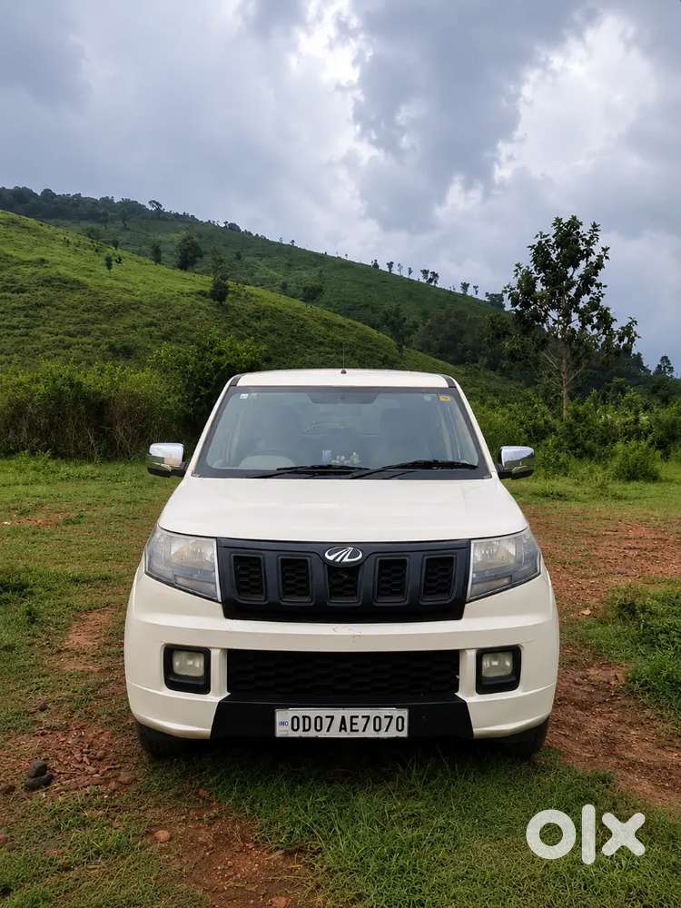 Mahindra Tuv 300 2021 Diesel 10000 Km Driven