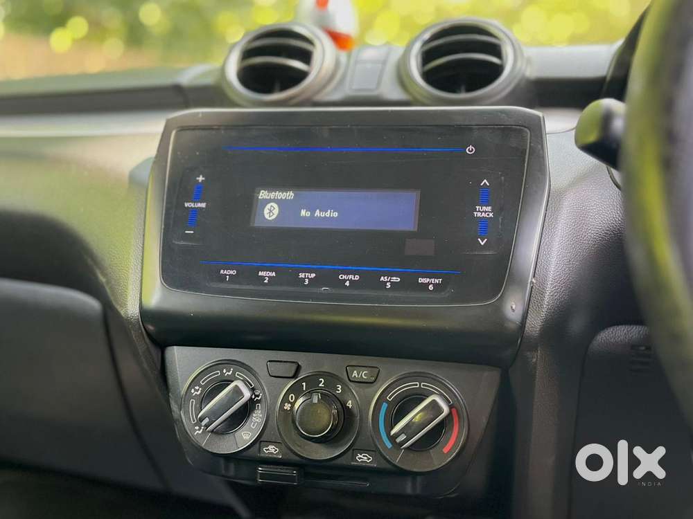 Maruti Suzuki Swift Vxi Optional, 2022, Petrol