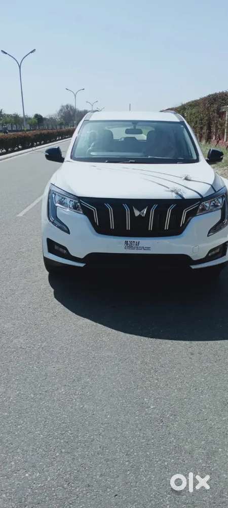 Mahindra Xuv700 Petrol 2024