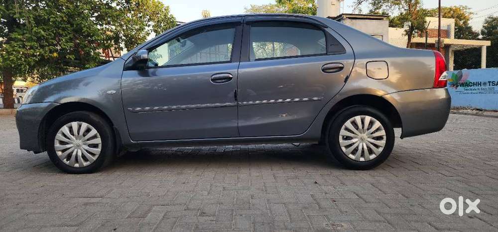 Toyota Etios G Exclusive, 2013, Petrol