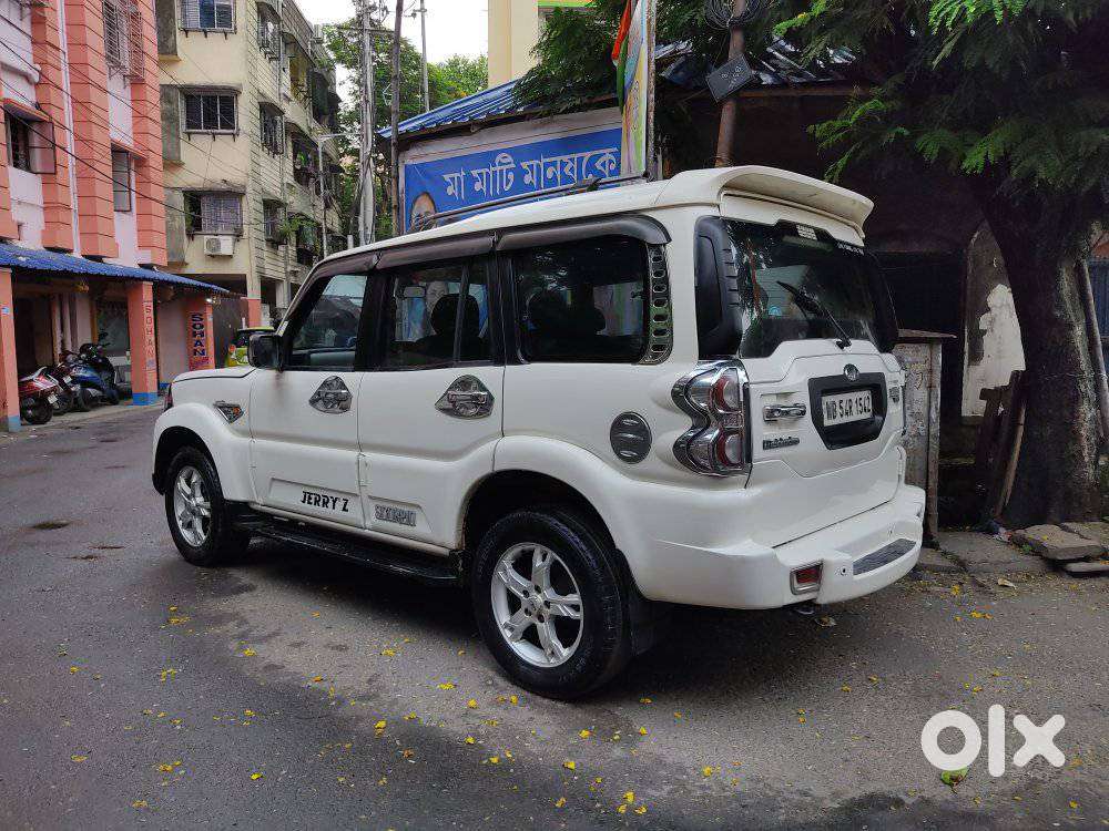 Mahindra Scorpio S10, 2016, Diesel