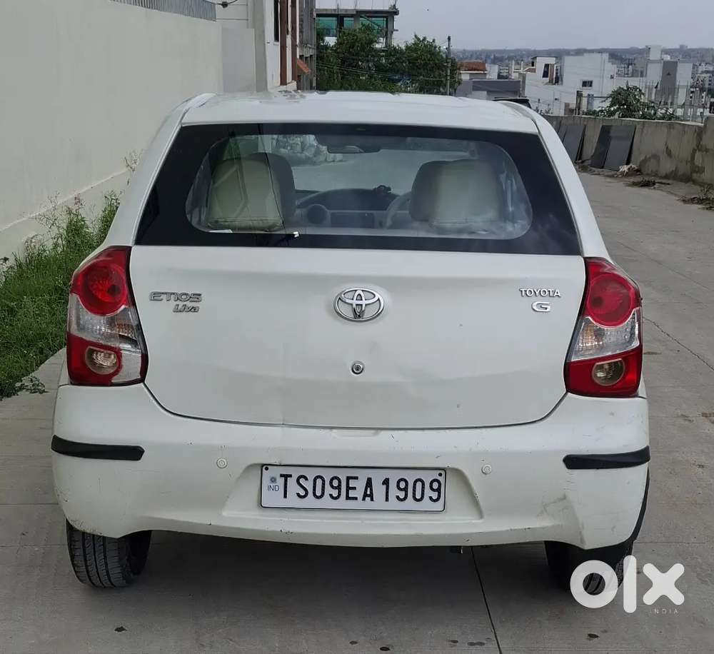 Toyota Etios Liva 2013 Petrol 93000 Km Ac Working New Tyres 2014 Reg