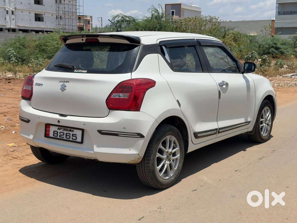 Maruti Suzuki Swift Vvt Zxi, 2022, Petrol