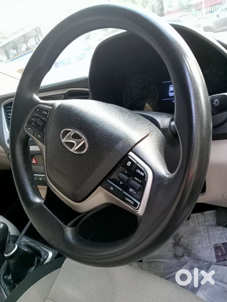 Hyundai Verna 1.5 Sx Petrol Mt, 2019, Petrol