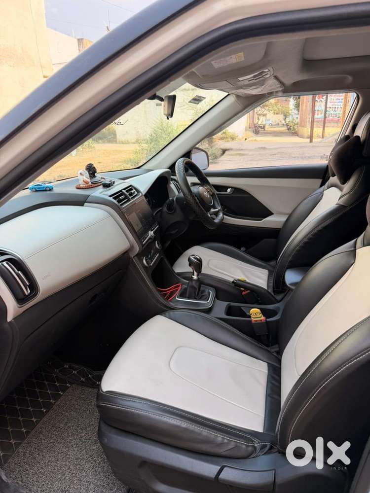 Hyundai Petrol Manual 2022