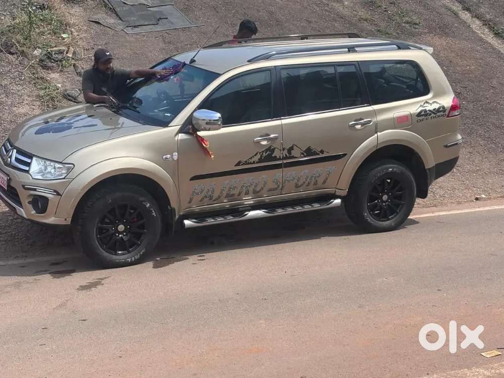 Mitsubishi Pajero Sport 2016