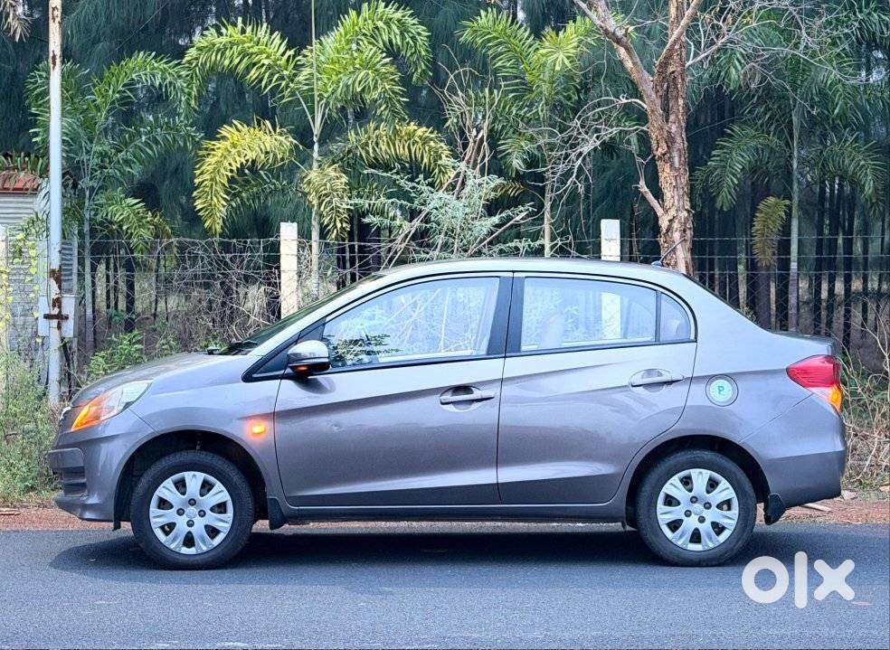 Honda Amaze, 2015, Petrol