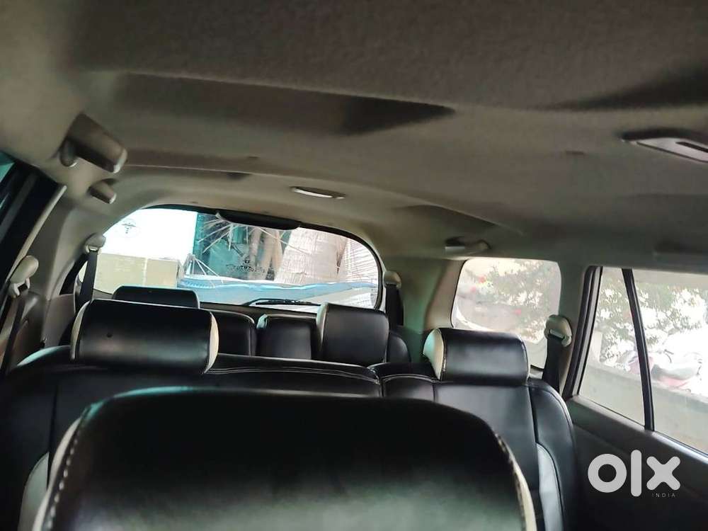 *toyota Innova 2015 – Well Maintained  Vip Registration Number