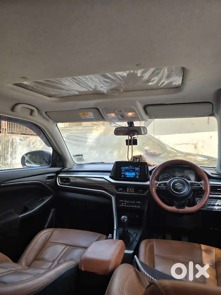Maruti Suzuki Brezza 2024 Cng & Hybrids 60000 Km Driven