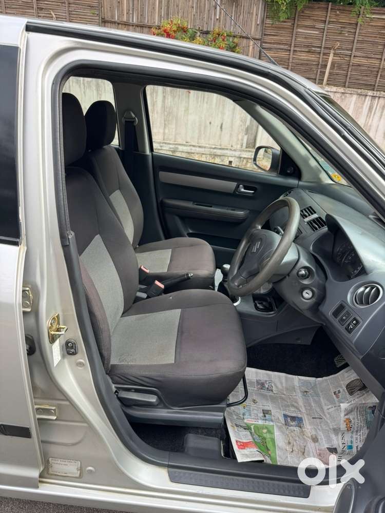 Maruti suzuki swift vxi abs model with fresh FC & insurance for sale!