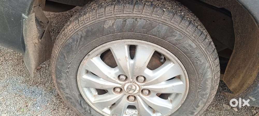 Toyota Innova 2.5 V 2010