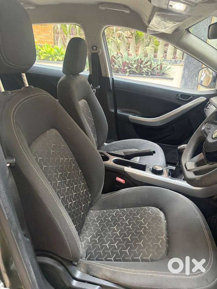 Tata Nexon 1.5 Revotorq Xm, 2020, Petrol