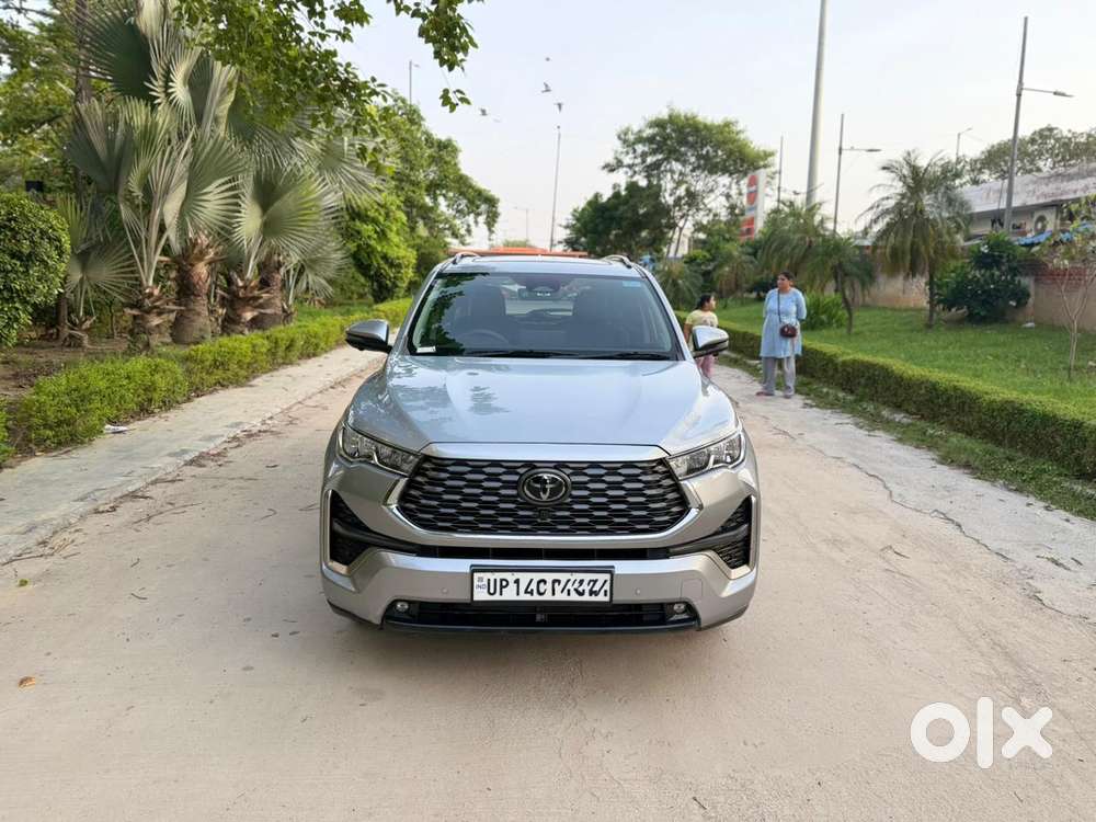 Toyota Innova Hycross 2.0 Zx (o) Hybrid 7 Str, 2025, Petrol