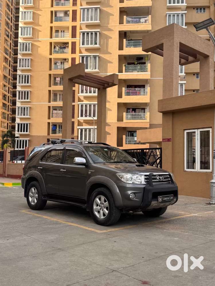 Toyota Fortuner, 2011, Diesel