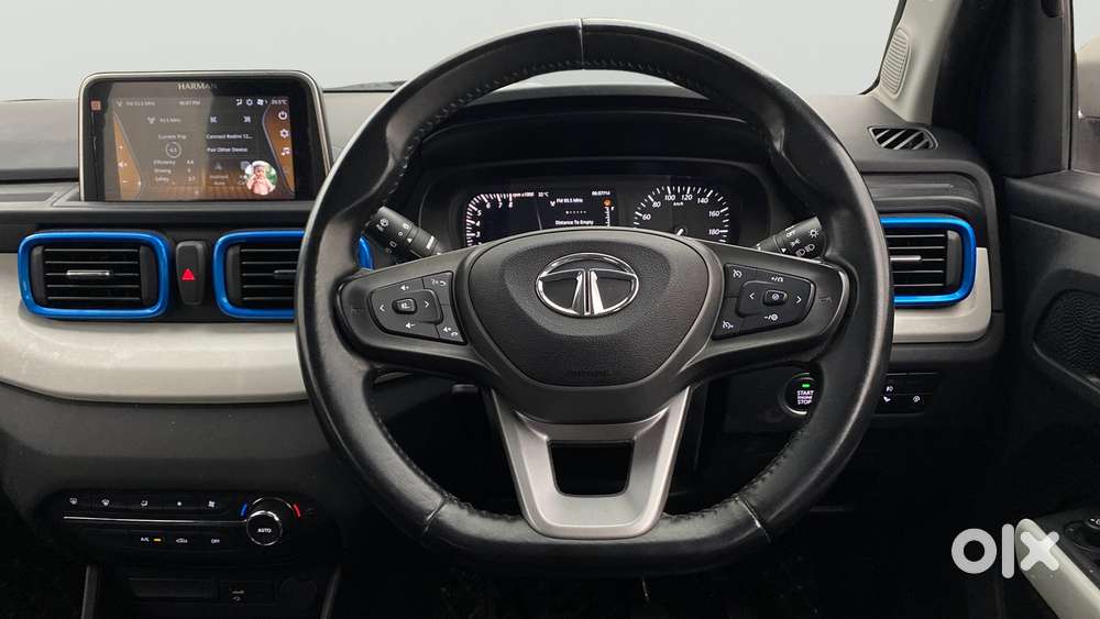 Tata Punch 1.2 Revotron Creative Amt Dual Tone, 2022, Petrol