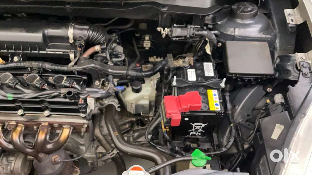 Maruti Suzuki Dzire 1.2 Vxi Amt, 2018, Petrol