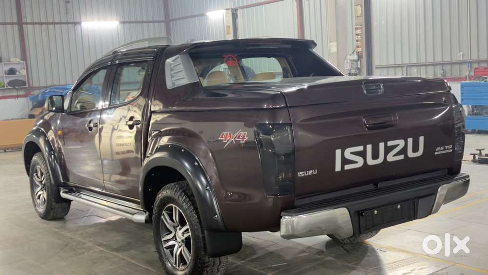 Isuzu D-max V-cross 2019 Diesel 75000 Km Driven