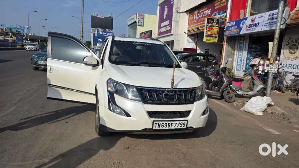 Mahindra Xuv500 At W10 Fwd, 2018, Diesel
