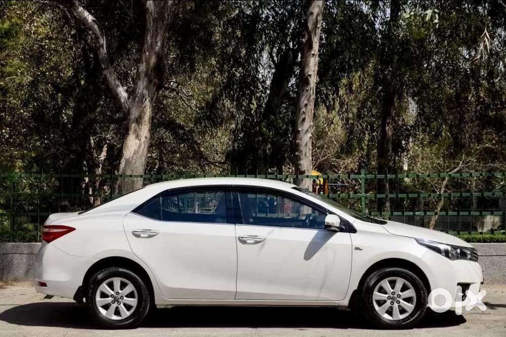 Toyota Corolla Altis 1.8 G, 2016, Petrol