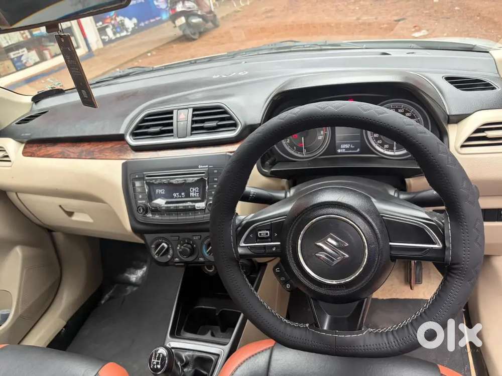 Maruti Suzuki Dzire 2017 Petrol 68000 Km Driven