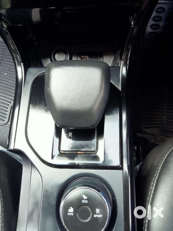 Tata Nexon Creative Plus S 1.2 Revotron Petrol 6 Amt, 2025, Petrol