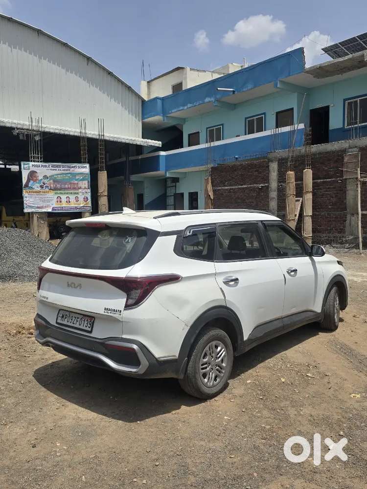 Kia Carens 2022 Lpg Well Maintained