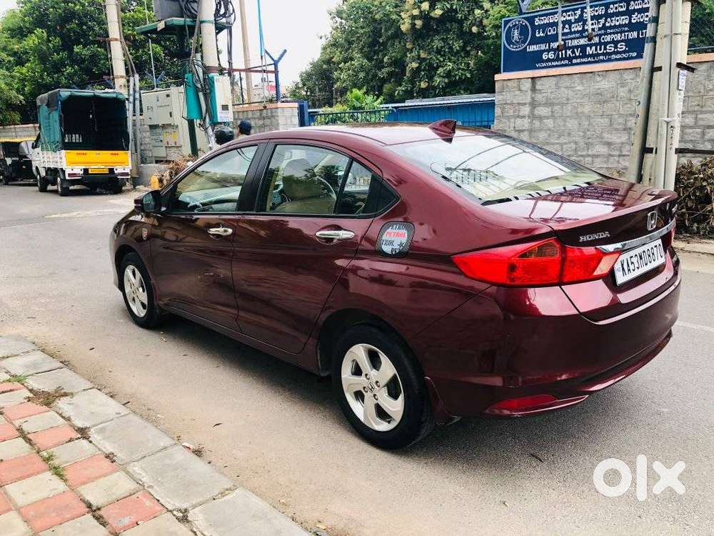 Honda City I-vtec V, 2017, Petrol