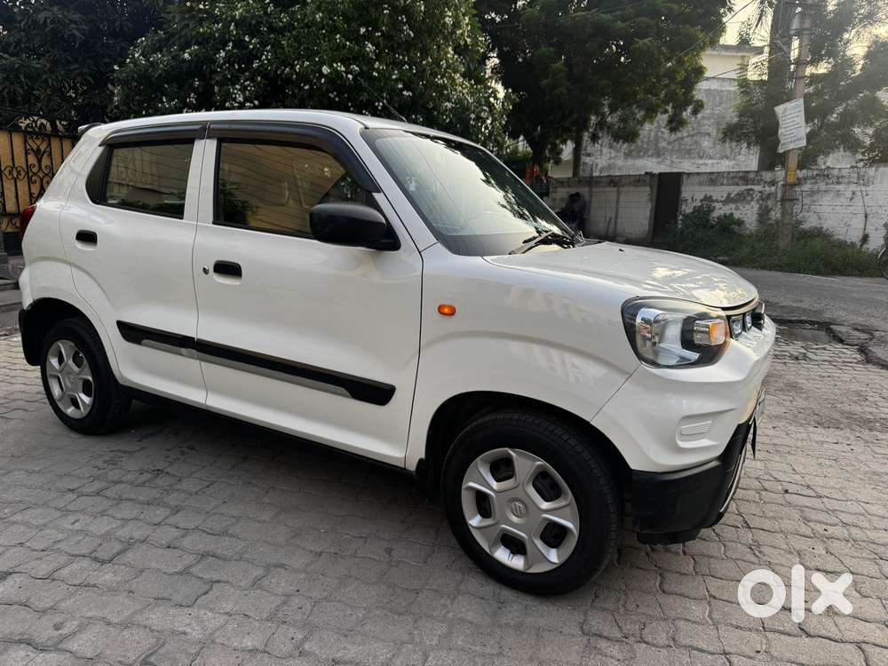 Maruti Suzuki S-presso Vxi Opt, 2022, Petrol