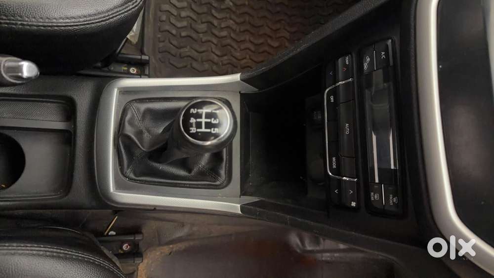 Maruti Suzuki Vitara Brezza 1.5 Vxi, 2020, Petrol