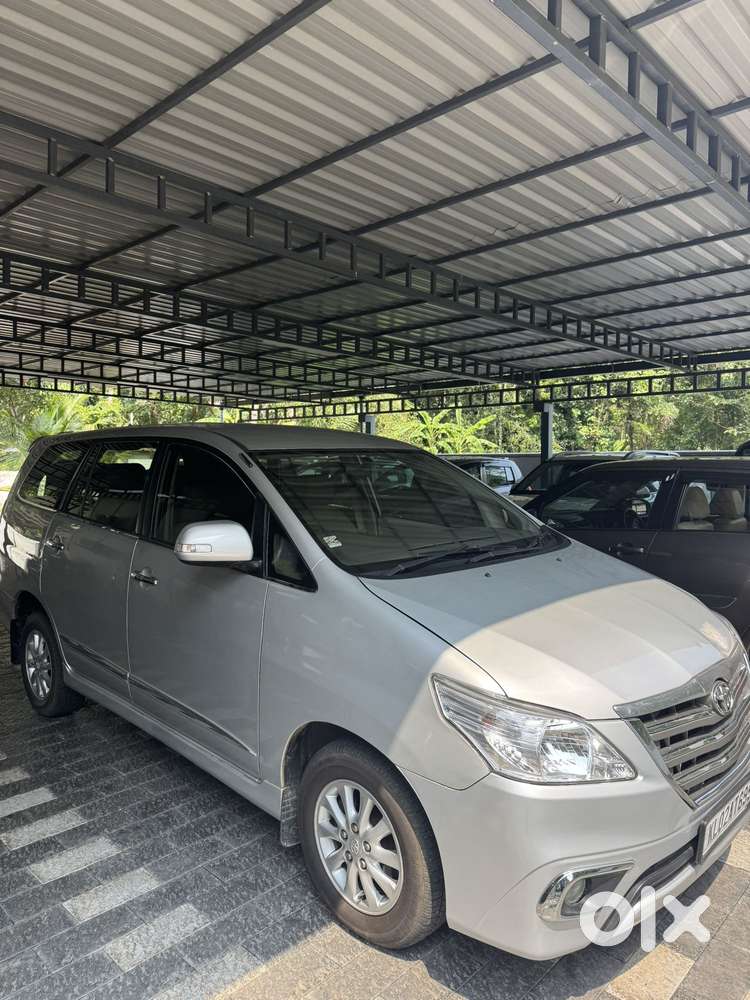 Toyota Innova 2.5 Vx 7 Seater Bs Iv, 2014, Diesel