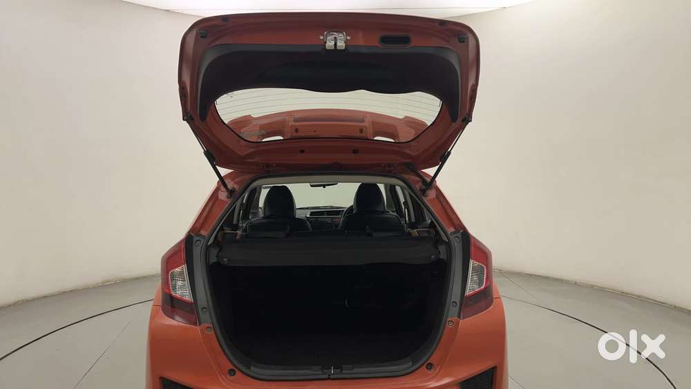 Honda Jazz [2020-2023] 1.2 Vx I-vtec Mt, 2015, Petrol