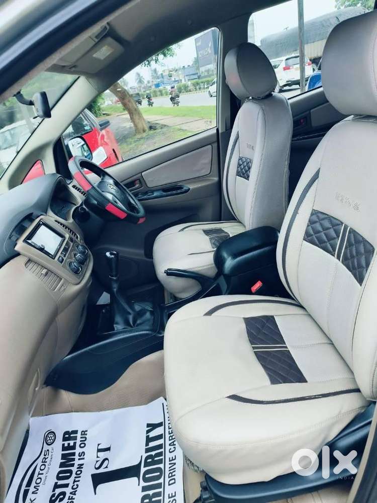 Toyota Innova 2.5 G (diesel) 8 Seater, 2016, Diesel