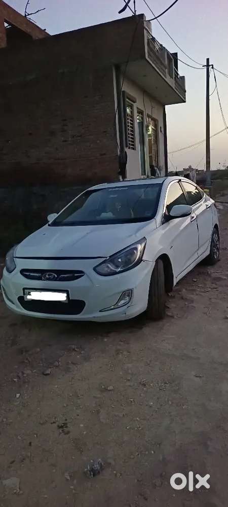 Hyundai Fluidic Verna 2012 Cng & Hybrids 76000 Km Driven