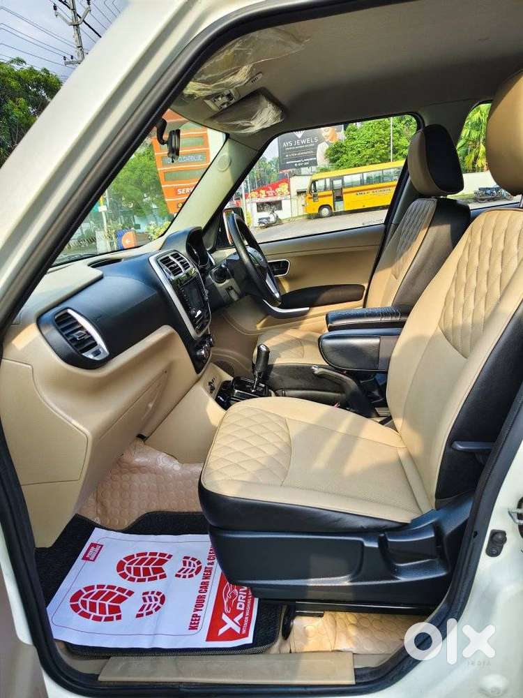 Mahindra Tuv 300 T10 Amt (automatic), 2017, Diesel