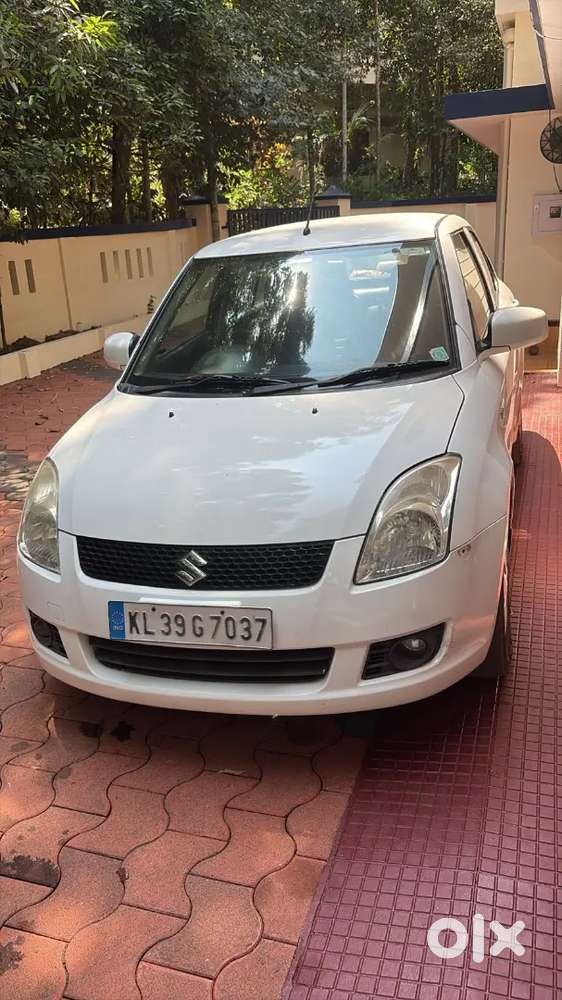 Maruti Suzuki Dzire 2014 Diesel 180000 Km Driven