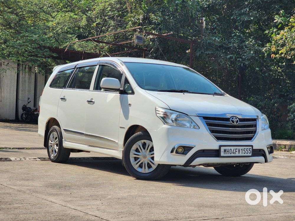 Toyota Innova 2.5 G (diesel) 8 Seater, 2015, Diesel