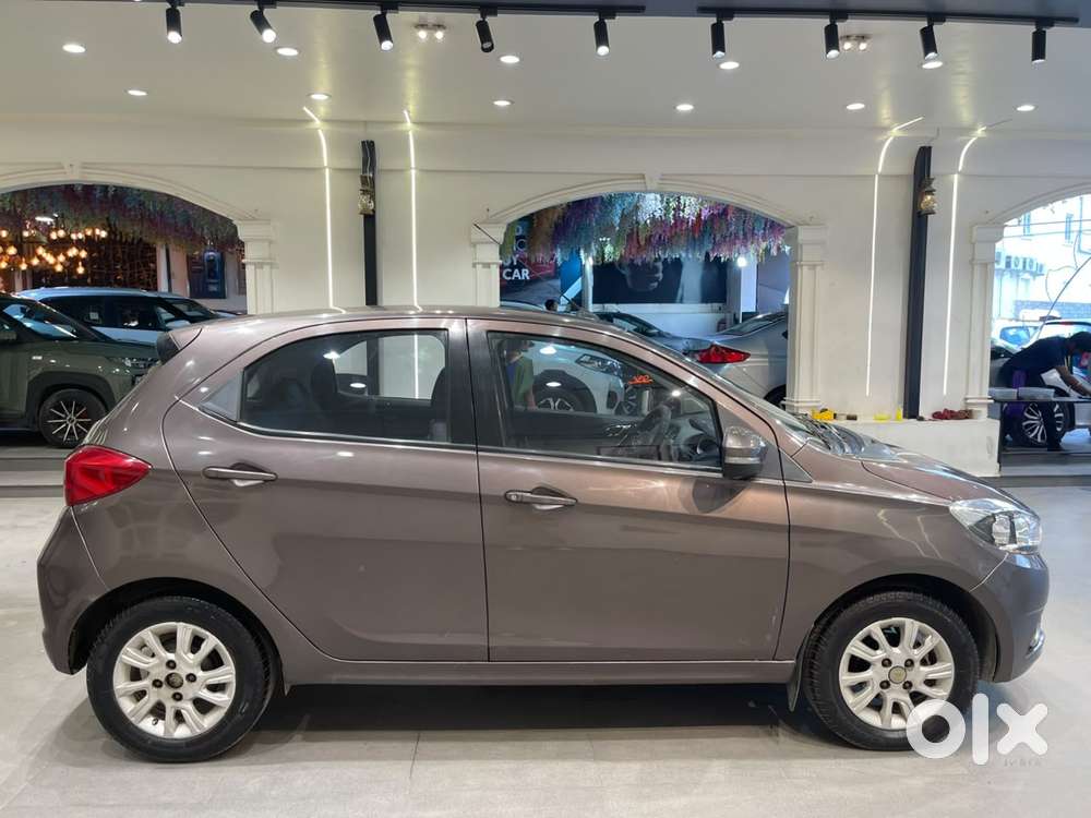 Tata Tiago 1.2 Revotron Xza, 2017, Petrol