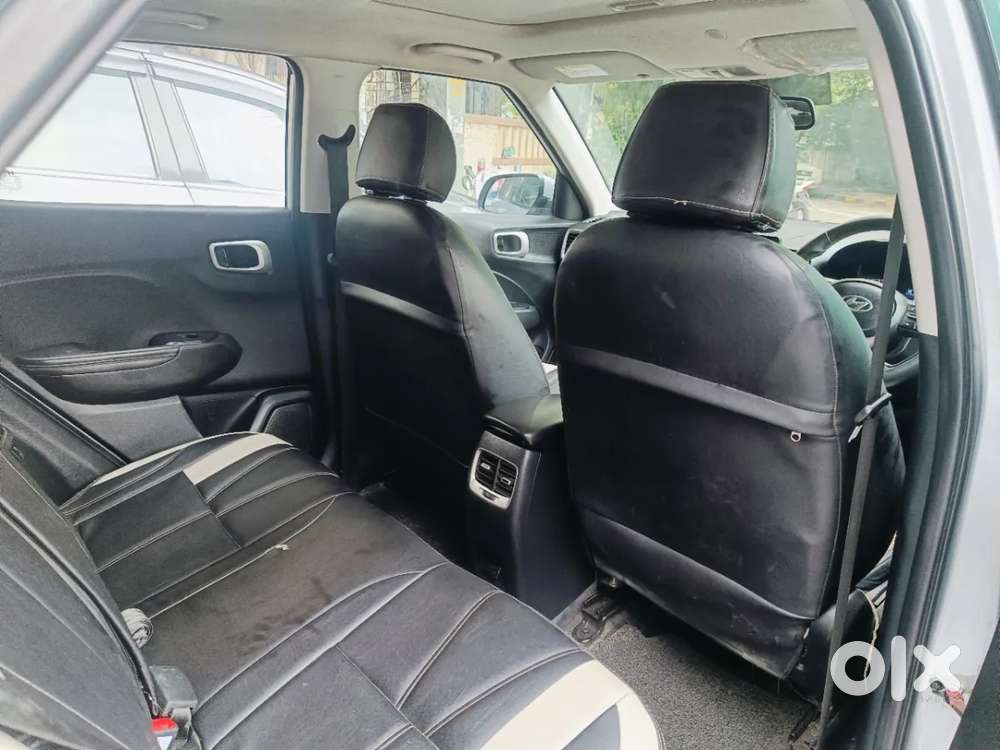 Hyundai Venue Sx (o) Mt 1.0 Turbo Dual Tone, 2021, Petrol