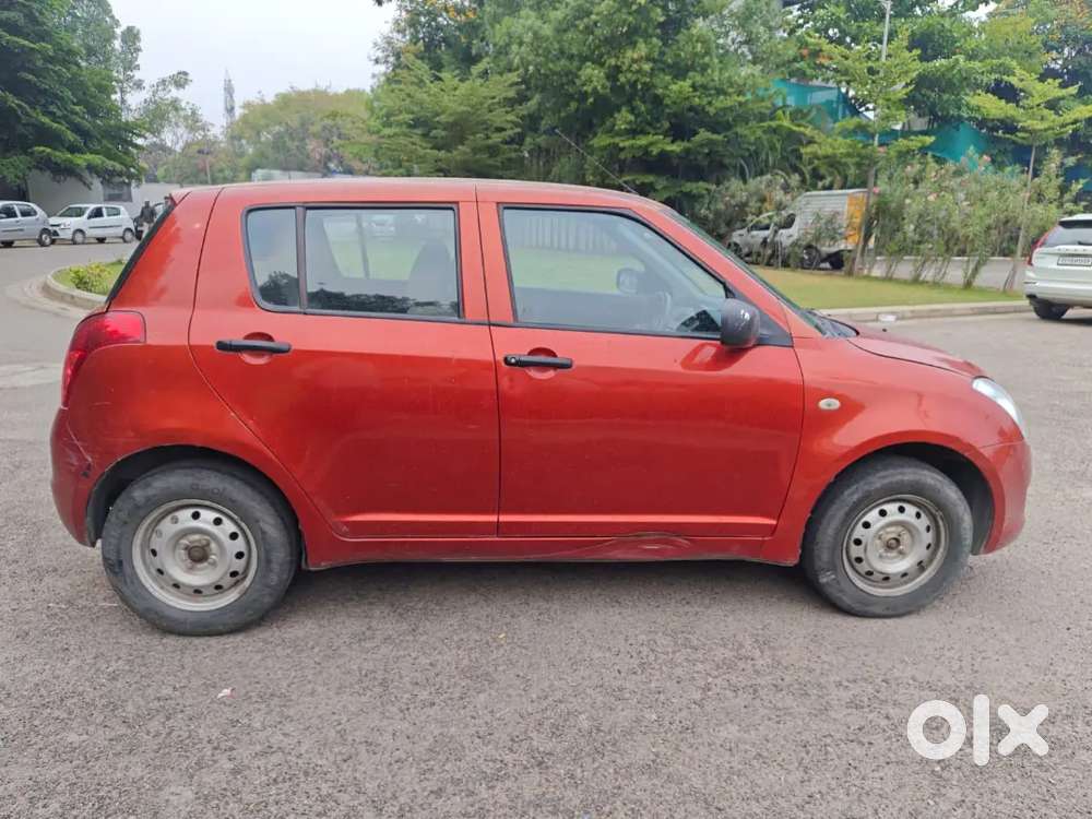 Maruti Suzuki Swift 2011 Petrol Well Maintained