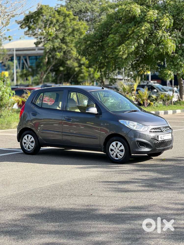 Hyundai I10 Sportz At, 2012, Petrol