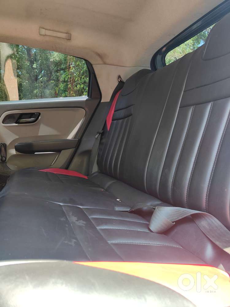 Tata Altroz 1.2 Xe, 2021, Petrol